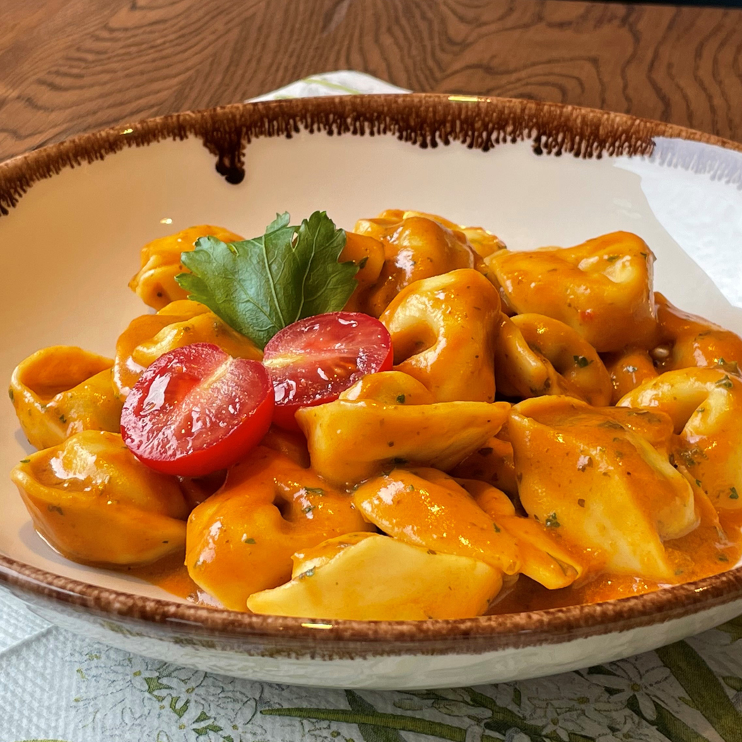 Bild von Tortellini Ricotta und Spinat an Cinque PI Sauce